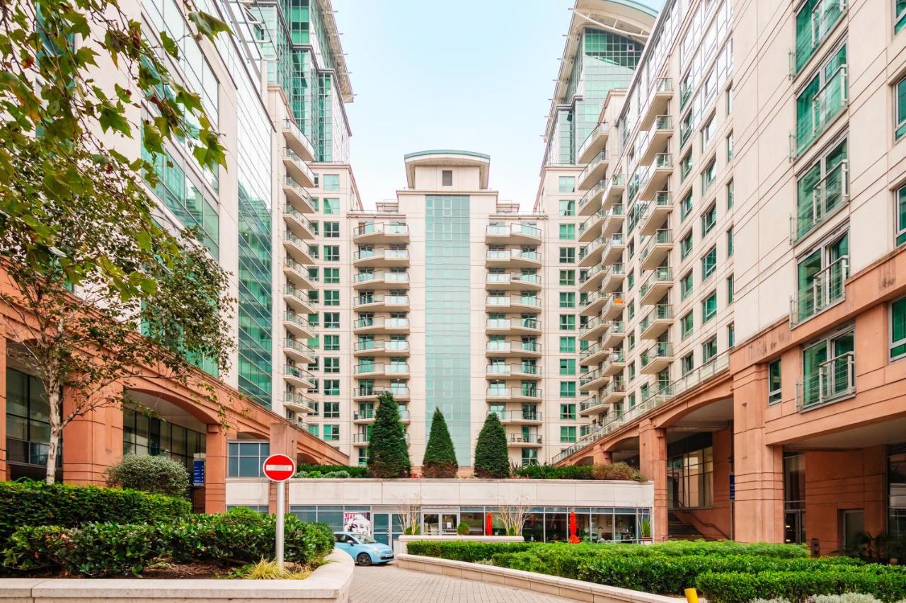 Vauxhall Skyline Apartment ลอนดอน ภายนอก รูปภาพ